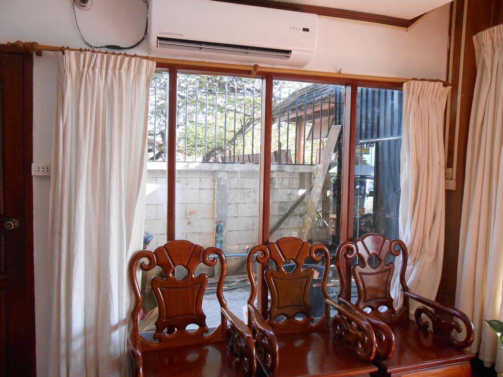 Chanthasom Guesthouse Ban Nongdouang Eksteriør billede
