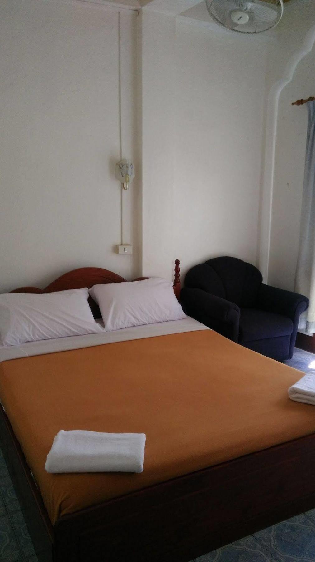 Chanthasom Guesthouse Ban Nongdouang Eksteriør billede